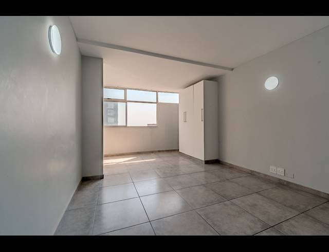3 BEDROOM APARTMENT FOR SALE IN NORTH BEACH